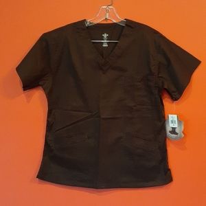 Med Couture scrub top medium espresso new with tag